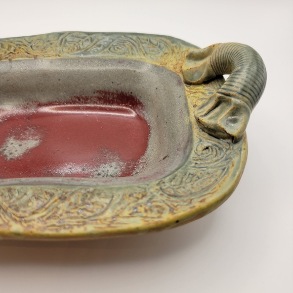 Mud Dabbers Pottery Trinket Dish or soap dish. Handcrafted. - Picture 3 of 8